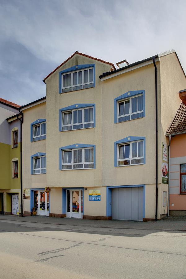 Vila Dum Evropa Trebon Exterior foto